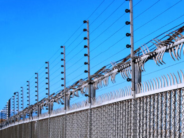 Proteção perimetral com cerca elétrica